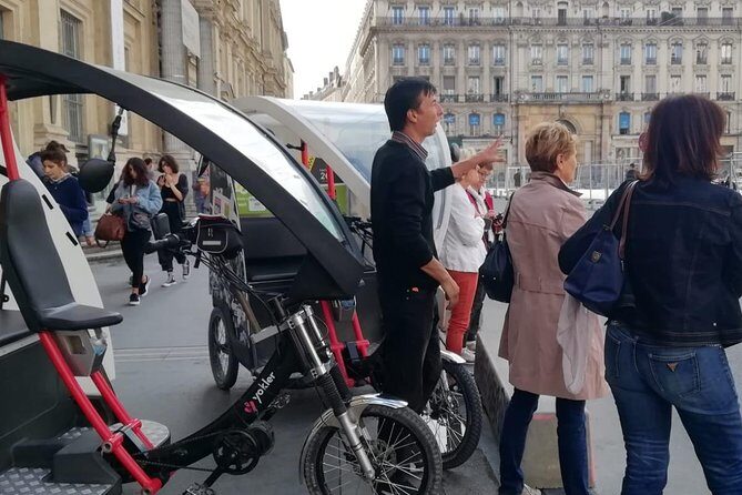 1 or 2-Hour Pedicab tour of Lyon - Rhône river banks and the Fourvière/Croix-Rousse panorama