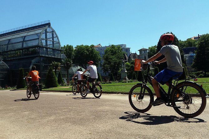 2h - Electric Bike Tour of Lyon with a Local Guide - How guides like Jeremy, Shirine, and Nate shape the ride