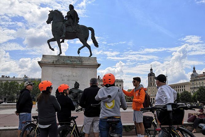 3h - Electric Bike Tour of Lyon with a Local Guide - Basilica viewpoints: the best angle for your Lyon photos