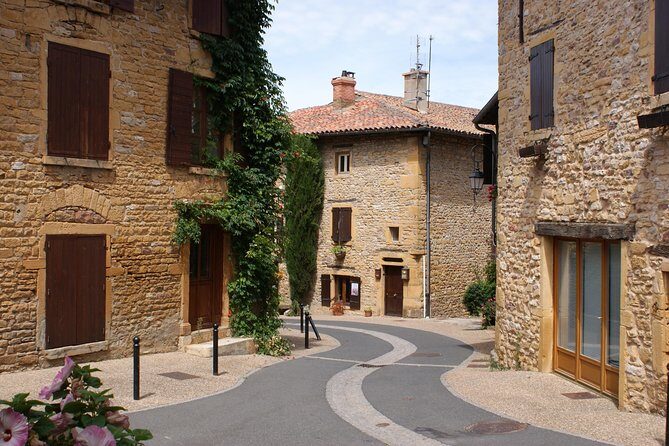 Beaujolais & Perouges Medieval Town (9:00 am to 5:15 pm - Small Group Tour Lyon - Châtillon d’Azergues: golden stone and a castle-wall vibe