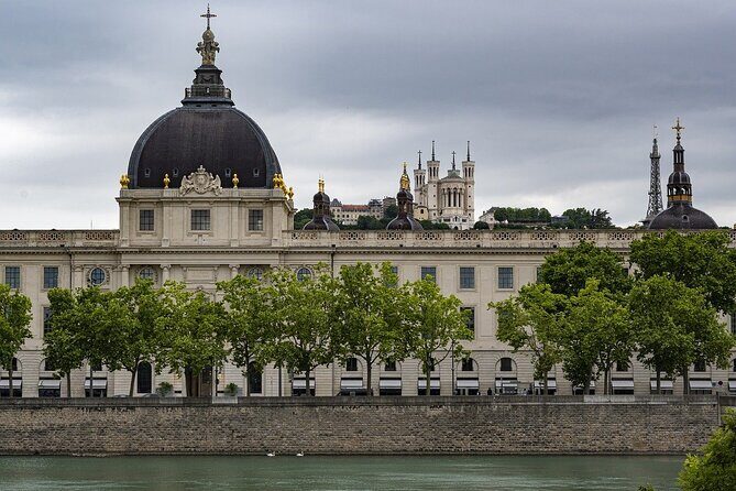 Discorver Lyon in a Private tour with your driver - Paul Bocuse and the “food Lyon” feeling in 5 minutes