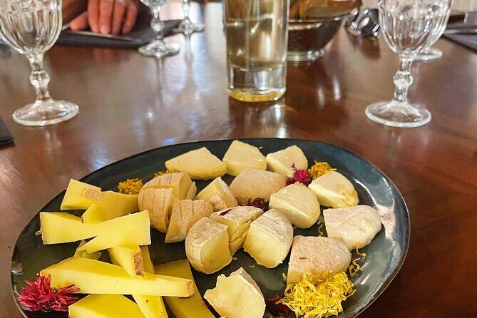 Embark on an aperitif journey through the old town - Key points to know before you go