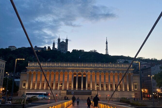 Food Tour by night - Practicalities That Affect Your Night (Timing, Language, Tickets)