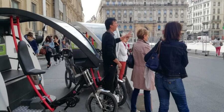 Lyon: 1 or 2-Hour Pedicab Tour - Starting at the Office of Tourism and Congress of Metropolis of Lyon