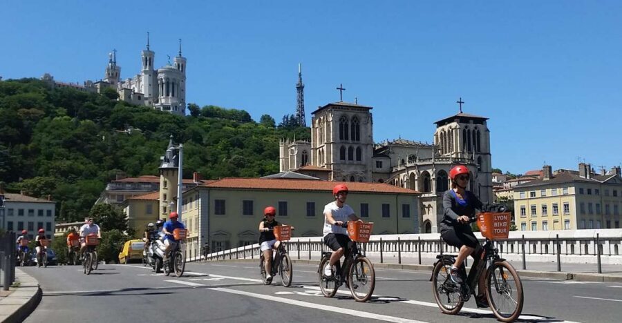 Lyon: 2-Hour Electric Bike Tour with a Local Guide - Vieux Lyon Orientation: Seeing the Old City Without Walking Yourself Tired