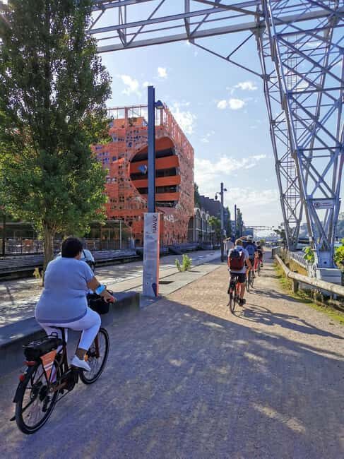 Lyon: 3-Hour Guided E-Bike Tour - Terreaux Square: Lyon’s cultural center from the saddle