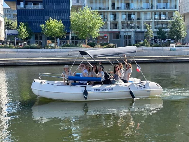 Lyon: Electric Boat Rental Without a License - The 1.5-Hour Flow: Your Private Loop on the Water