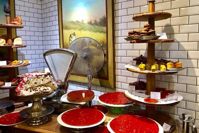 Lyon Morning Food Market Tasting Tour in Les Halles Paul Bocuse - Who should book this Lyon market tasting tour