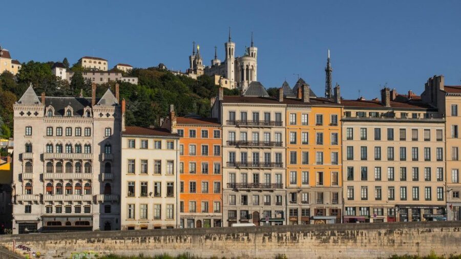 Lyon : Old city Walking Tour ( Group or Private ) - The private guide angle: getting answers instead of just hearing facts