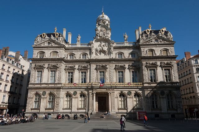 Lyon: Old District Private Guided Walking Tour - Juiverie Street and Hotel Gadagne: Lyon’s standout names in one walk