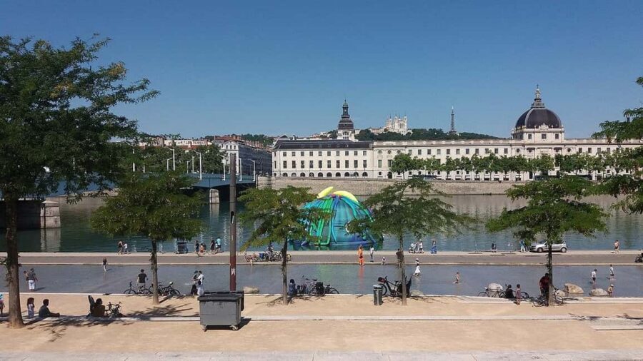 Lyon: Old District Private Guided Walking Tour - Traboules: how Lyon hides passageways in plain sight