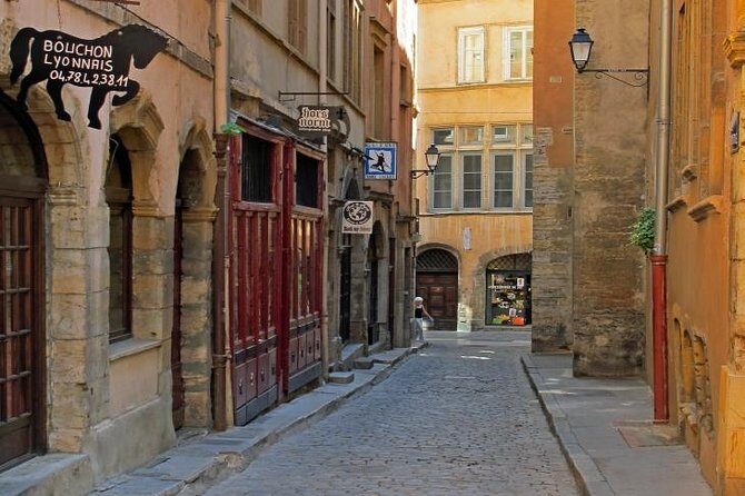 Lyon Old District : Private Walking Tour - The Traboules Walk: Passages You’d Probably Miss