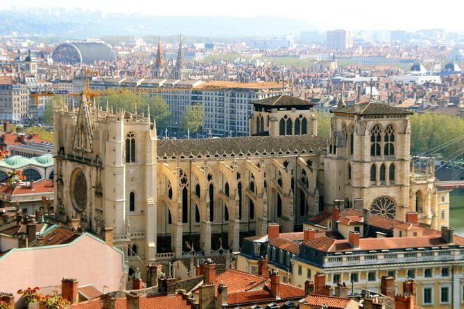 Lyon Private Transfer from Lyon Airport (LYS) to City centre - Meet Your Driver: Arrival Lounge Sign and Flight Tracking