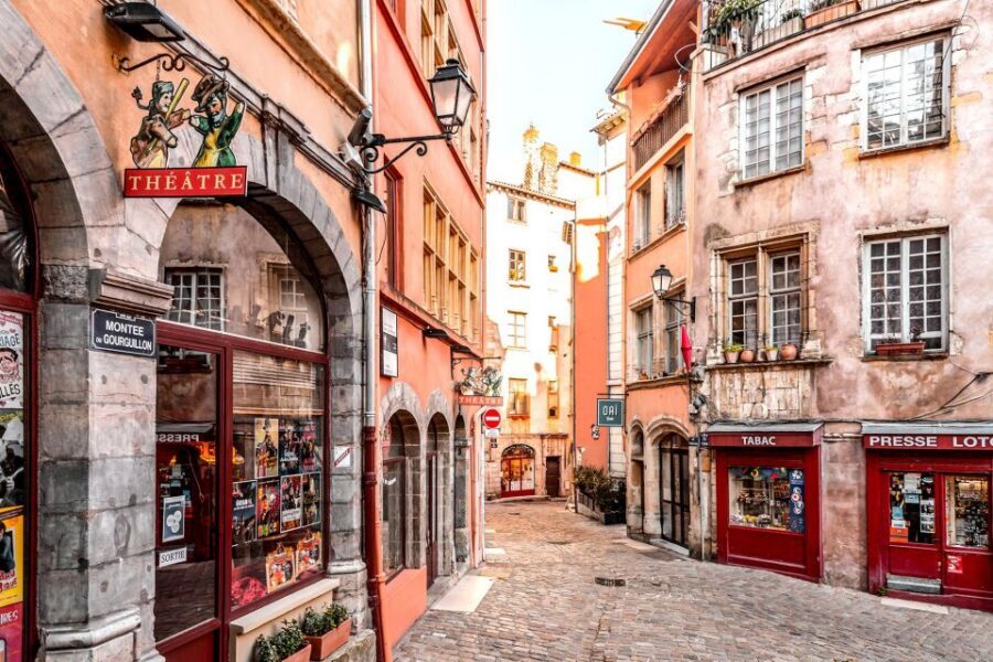 Lyon: Private UNESCO Old Town Walking Tour - Price and value: what $159 buys you here
