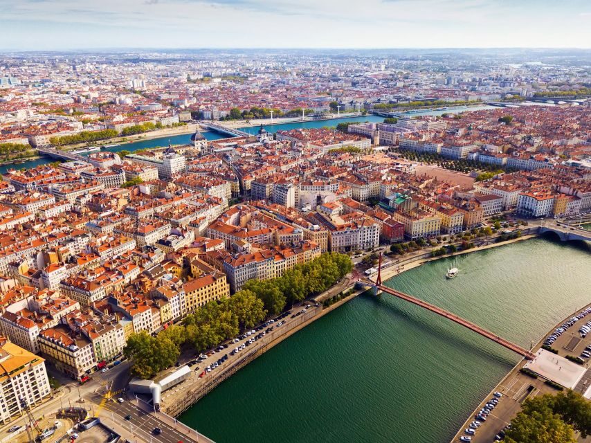 Lyon: Private UNESCO Old Town Walking Tour - Vieux Lyon and the traboules: the city’s secret shortcuts