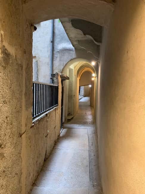 Lyon: Private Walking Tour of "Traboules" in the Old Town - Should You Book This Lyon Traboules Tour?