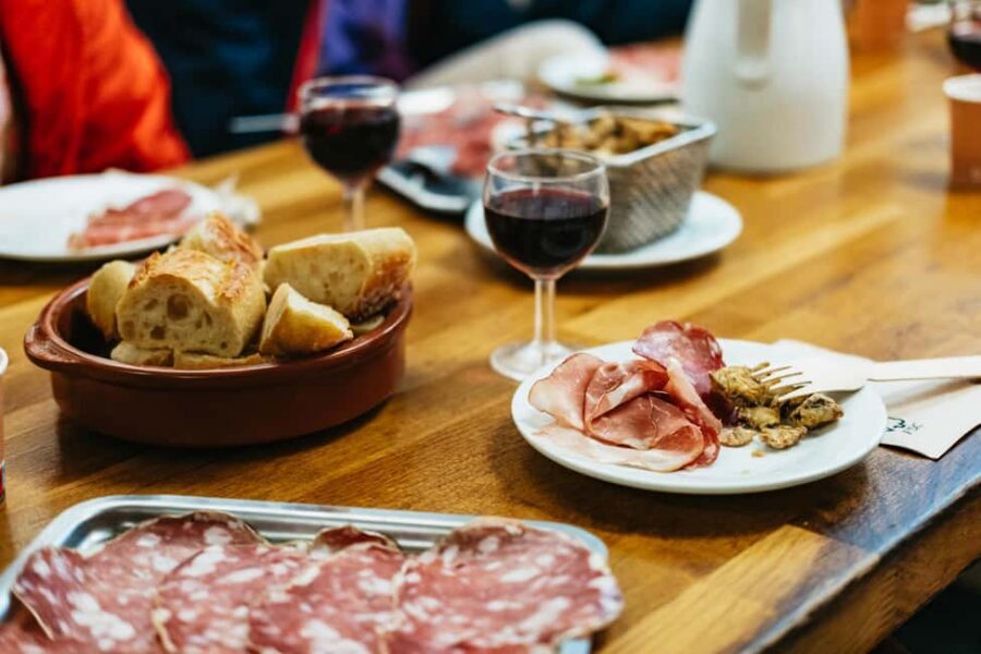 Lyon: Vieux Lyon Food Tasting Walking Tour - The 5 Tasting Stops That Add Up to Lunch