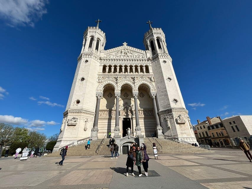 Lyon : Visit Lyon on a private half-day tour with a driver - A private half-day in Lyon feels different when you skip the logistics