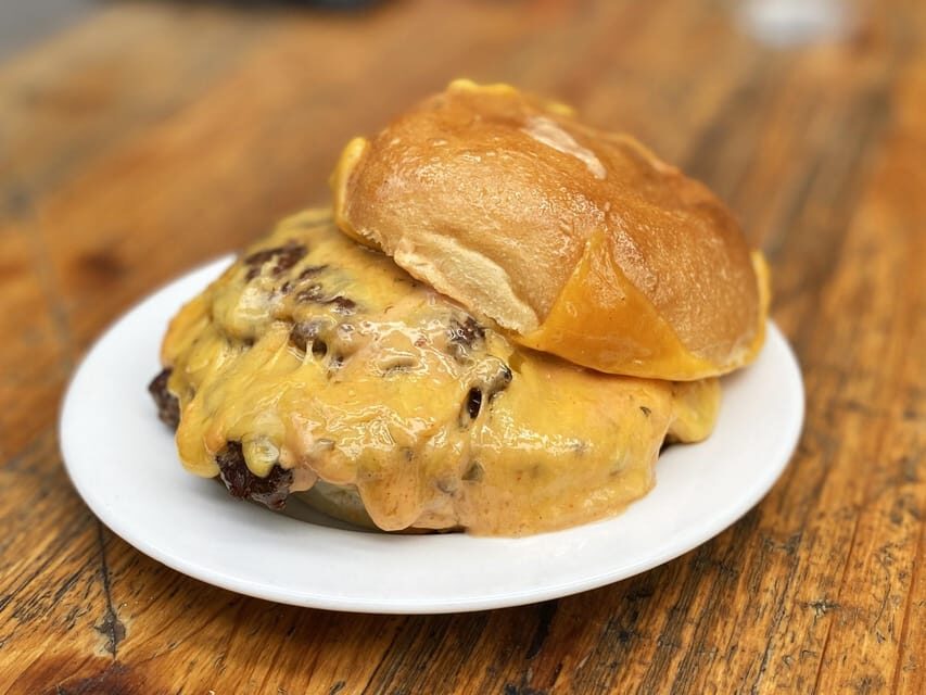 No Diet Club - Food tour with many tastings ! (Lyon Sud) - Street food and pastry: tradition meets modern appetite
