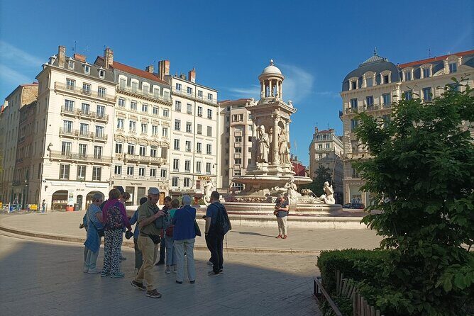 Private guided tour of Lyon - 3 to 4 hours - The funicular, walking rhythm, and comfort tips that matter