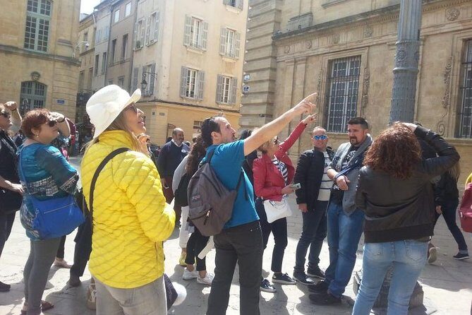 Private guided tour of Old Lyon with your official tour guide ! - Who should book this private Old Lyon tour