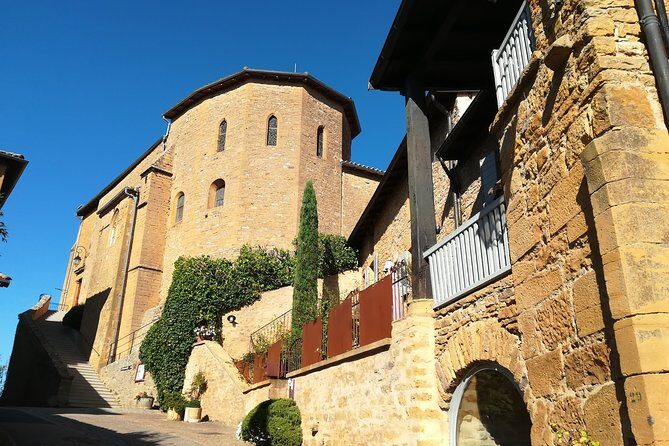Private half-day tour to Golden Stones Beaujolais with tastings - Why this half-day Beaujolais tour from Lyon feels worth it