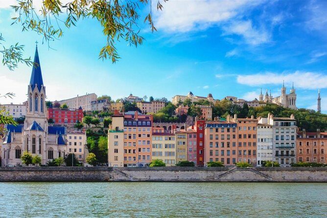 Private Transfer: Lyon Airport LYS to Lyon City in Luxury Van - Why a private luxury van from LYS feels better than guessing