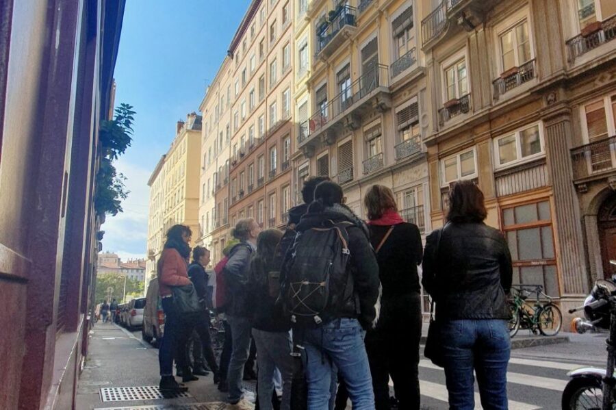 Storytelling tour of Croix-Rousse in French - Who This Tour Fits Best