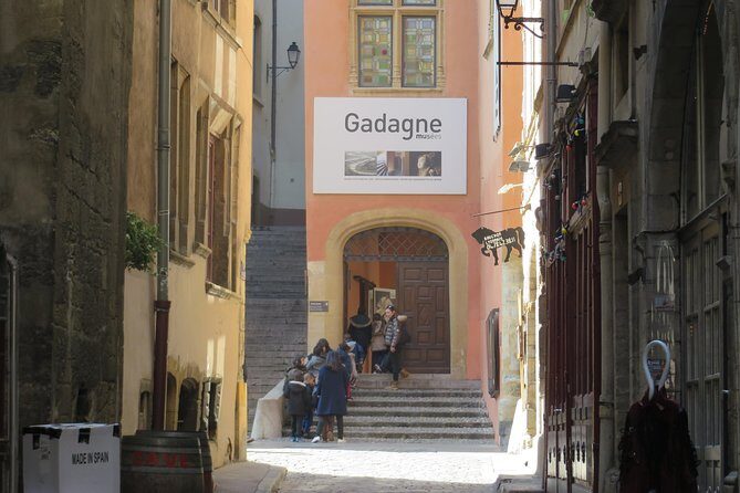 Vieux Lyon Cultural & Historical Walking Guided Tour (English) - Starting at Place Saint-Jean, ending inside Hôtel-Dieu