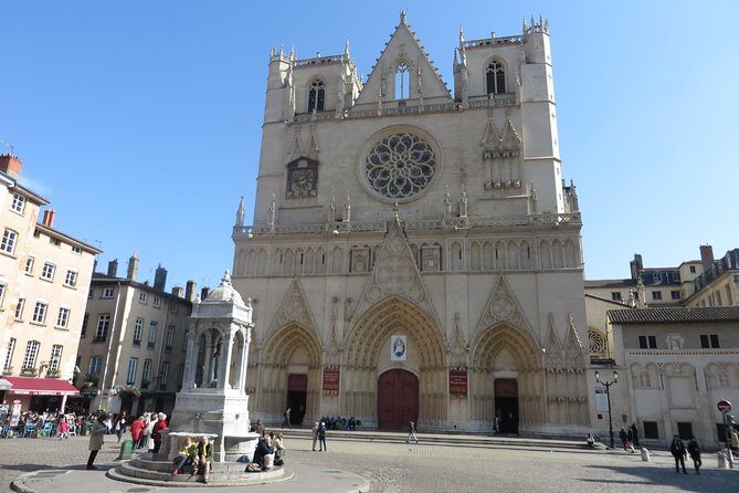 Vieux Lyon Cultural & Historical Walking Guided Tour (English) - Courthouses and the trial of Klaus Barbie